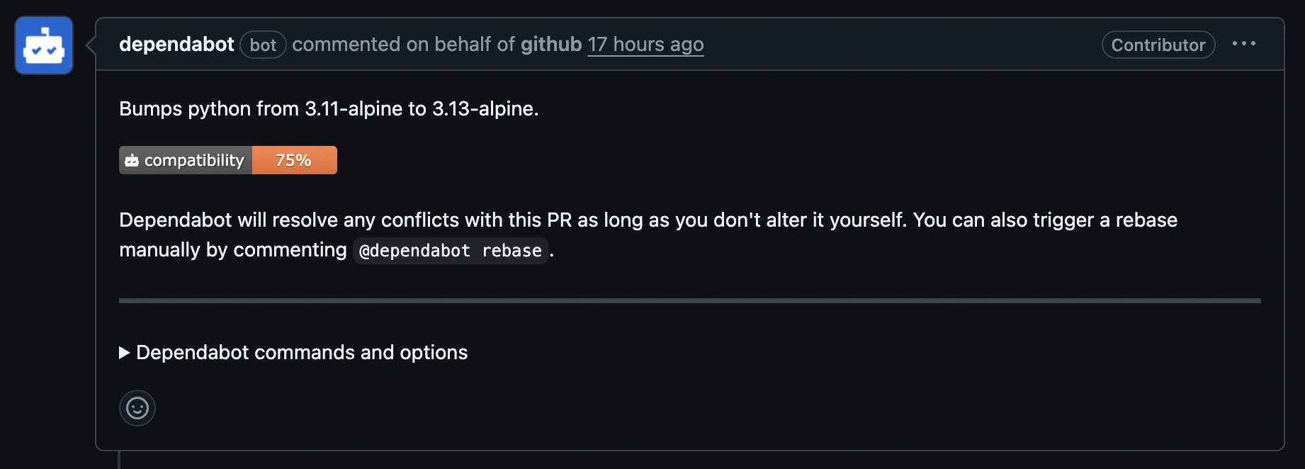 Comentário do bot Dependabot numa Pull Request automática, atualizando a versão do Python de 3.11-alpine para 3.13-alpine